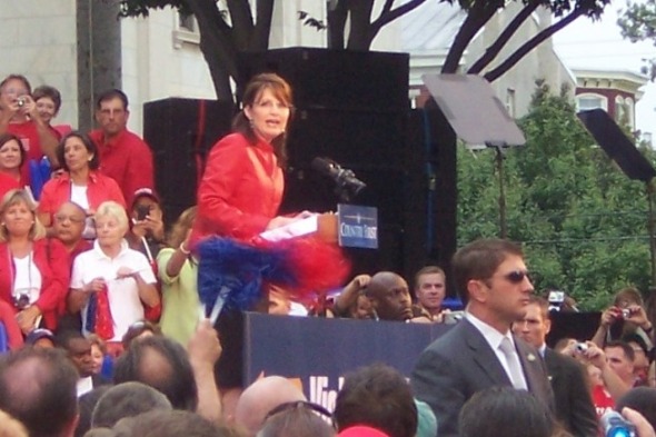 Sarah Palin speaking at Media rally
